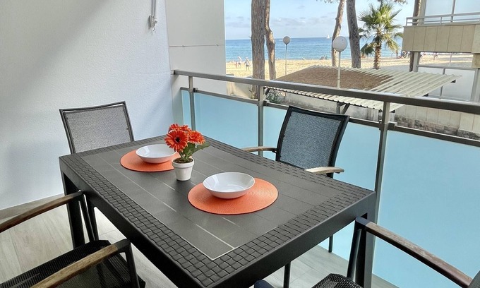 Vilafortuny Apartment | APARTBEACH FABIOLA IN FRONT OF THE BEACH AND HEATED