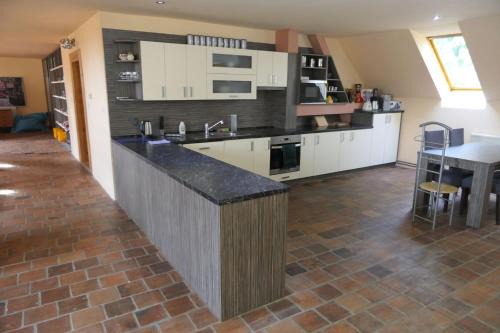 Rakovnik District Apartment | Apartmán 100-dola