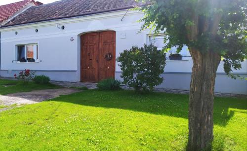 Lukov Apartment | Apartmán Na pětce