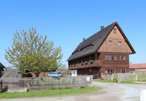 Trebechovice pod Orebem Apartment | Apartmán ve Skanzenu