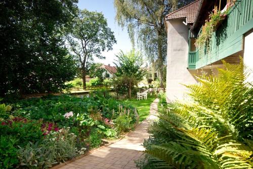Kostelec nad Vltavou Apartment | Apartmány U rybníčku