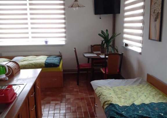 Sloup v Cechach House | Apartman Ema