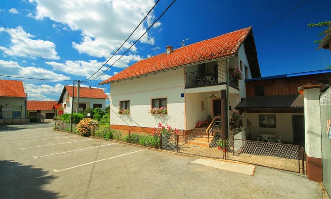 Dreznik Grad Apartment | Apartman Josipa