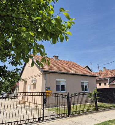 Apatin House | Apartman KEC - Apatin