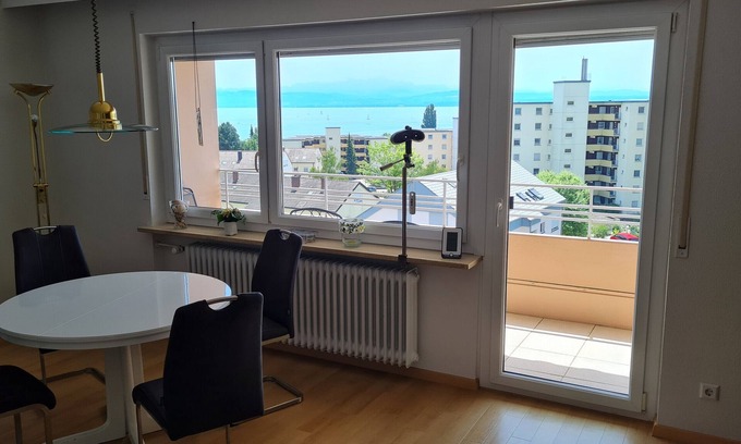 Immenstaad am Bodensee Apartment | Apartment 'Bär' with Lake View, Balcony and Wi-Fi