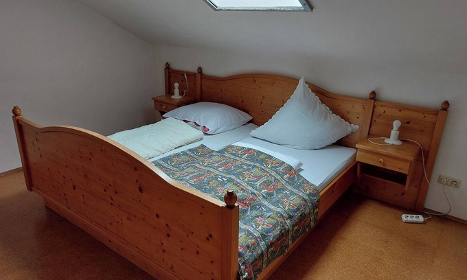 Seeon-Seebruck Apartment | Apartment 1, 52 sqm for 1-4 persons with balcony