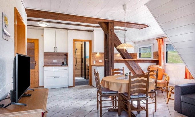 Sankt Maergen Apartment | Apartment '1- West' with Private Garden, Balcony and Wi-Fi