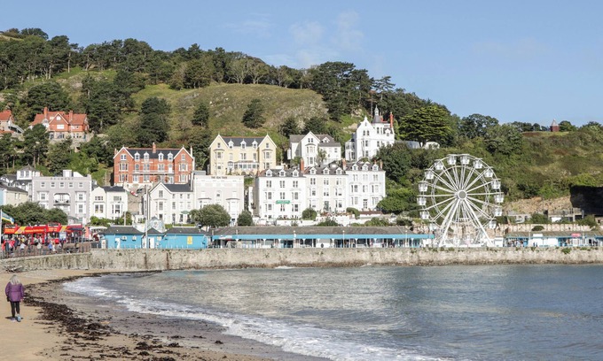 Llandudno Cottage | APARTMENT 2, family friendly in Llandudno
