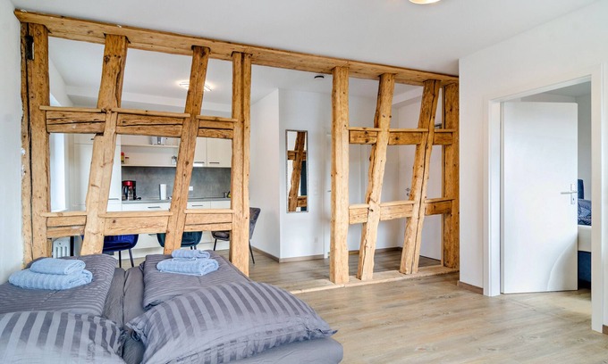 Ueberlingen Apartment | Apartment '2 Mit Seeblick' with Lake View and Wi-Fi