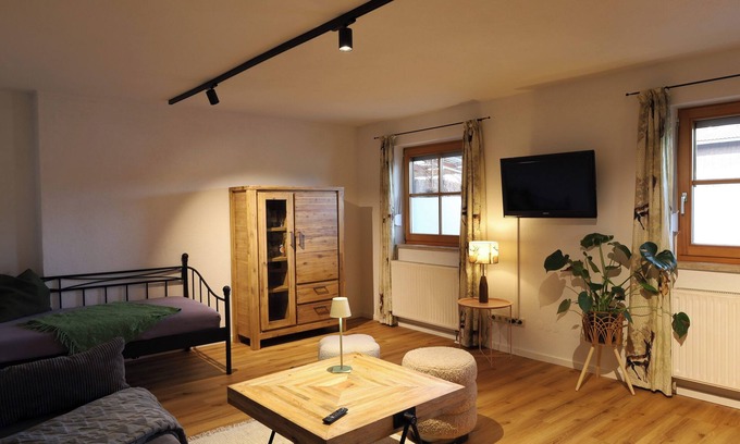 Chieming Apartment | Apartment 60 sqm for max. 4 persons with terrace