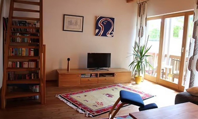 Passau Apartment | Apartment 'Abelein' with Shared Garden, Balcony and Wi-Fi