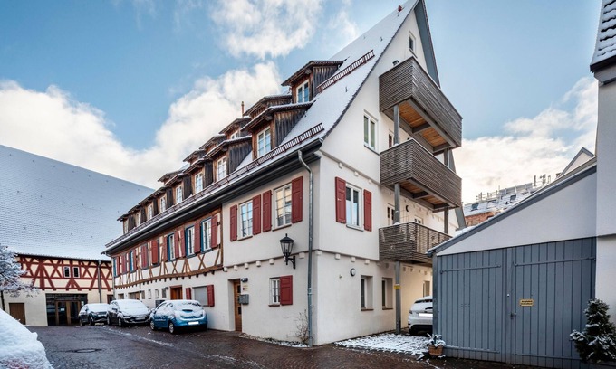 Muensingen Apartment | Apartment 'Alte Schule' with Private Terrace and Wi-Fi