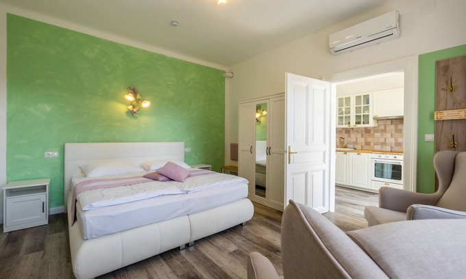 Baden Apartment | Apartment Anja on the first floor