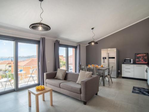 Palau Apartment | Apartment Asfodelo by Interhome