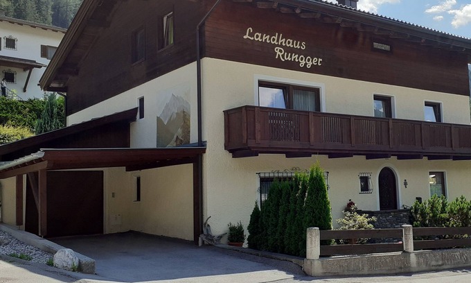 Neustift Im Stubaital Apartment | Apartment/House for 6-16 people/Incl. STUBAI SUPER CARD