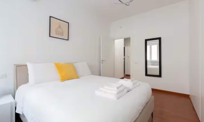 San Giovanni Apartment | Apartment between Colosseum and StJohn Basilica, close to metro An and C