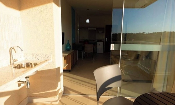 Caldas Novas Apartment | Apartment by Lake Corumbá and near Kawana Park