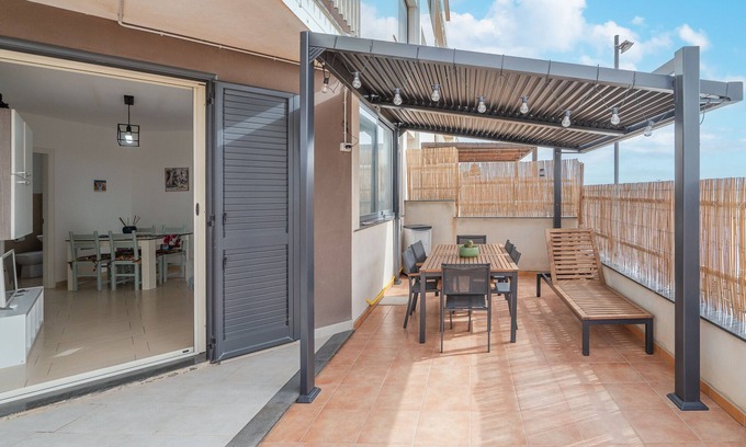 Marzamemi Apartment | Apartment 'Casa Marsilla' with Private Terrace and Wi-Fi