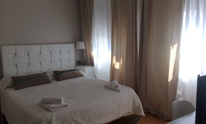 Castelltercol Apartment | Apartment 'Castellterçol' with Mountain View, Private Terrace and Wi-Fi