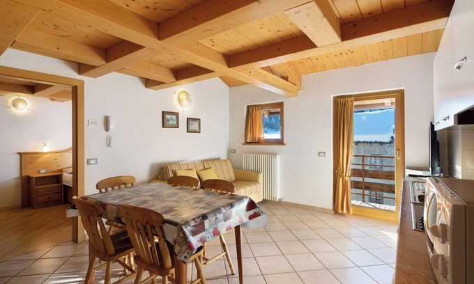 Livigno Apartment | Apartment "Cima Fopel" with Mountain View, Wi-Fi, Balcony, Terrace & Garden