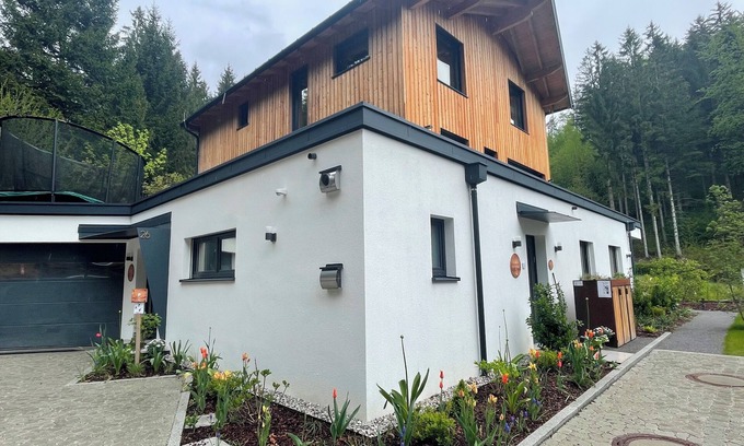 Rum Apartment | Apartment - Cozy - in the Forest – Self Check-In & Parking
