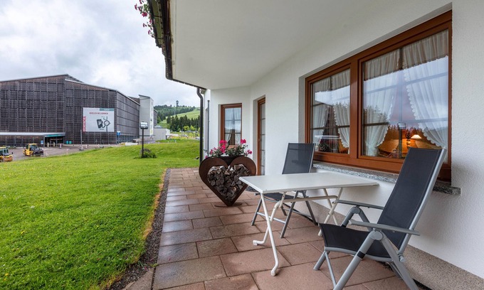Feldberg Apartment | Apartment 'Typ B Wohnung 2' with Mountain View, Shared Terrace and Wi-Fi