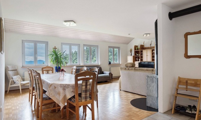 Eschbach Apartment | Apartment 'Faller' with Mountain View, Private Garden and Wi-Fi