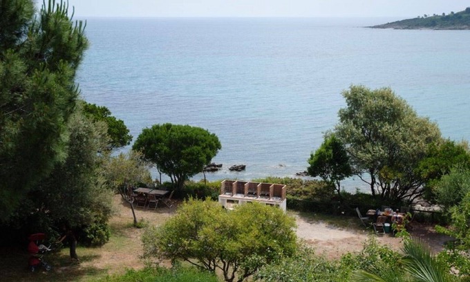 Favone Apartment | Apartment for 4 people, 1st floor, without sea view, direct access to the beach