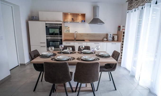 Chaparon Condo | Apartment for 4 people with condominium parking