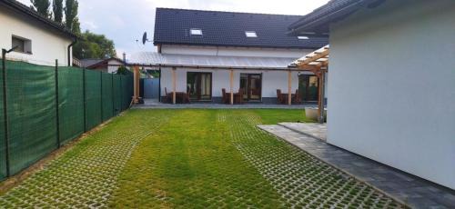 Svaty Kriz Apartment | Apartment house with sauna and jacuzzi Svätý Kríž 1