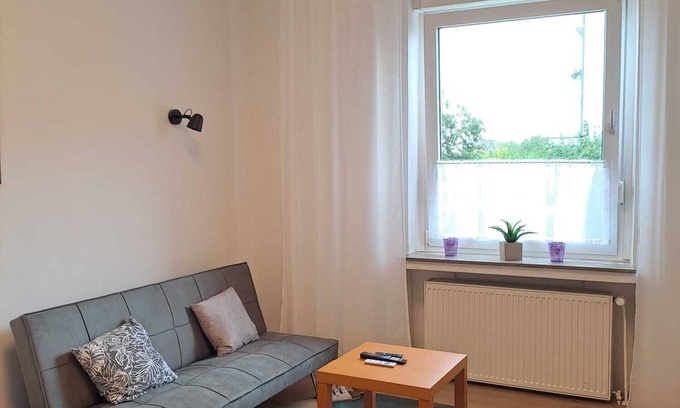 Velbert Apartment | Apartment In A Hotel 'Velbert Am Berg' with Wi-Fi