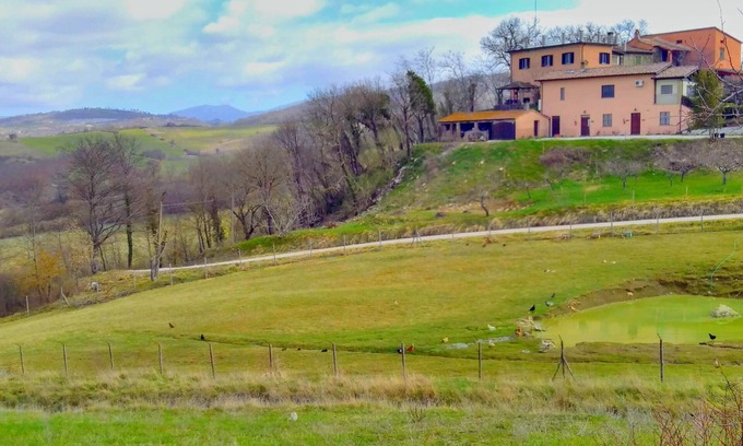 Valfabbrica Other | Apartment in Agriturismo Sanlorenzo in the green hills of Umbria