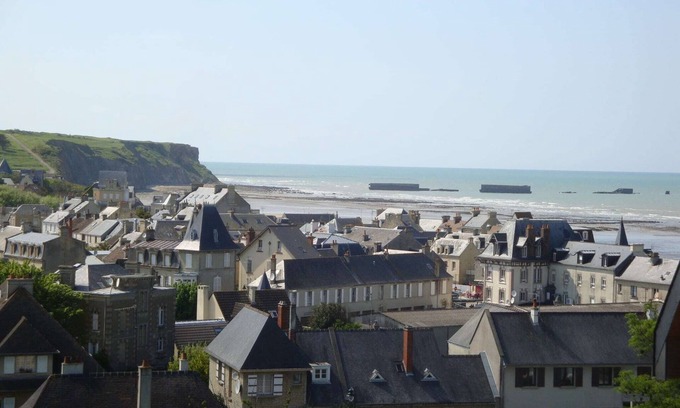 Bayeux Apartment | Apartment in Bayeux near Beaches & Tapestry