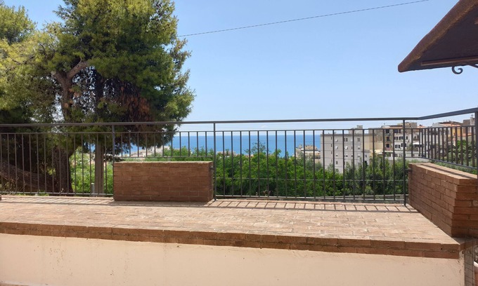 Formia Apartment | Apartment in Formia center, station area