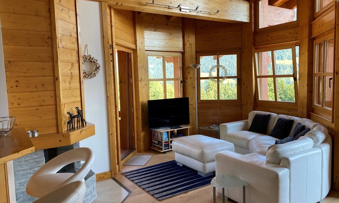 Barboleusaz Apartment | Apartment In La Barboleuse, Gryon, Switzerland 200m from ski lift