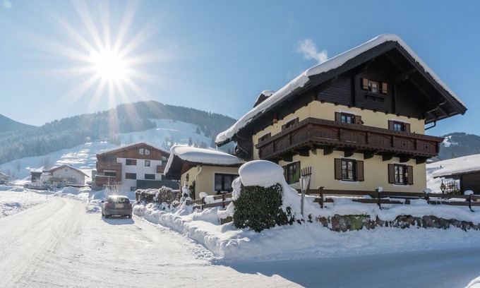 Leogang Apartment | Apartment in Leogang near Ski Lift