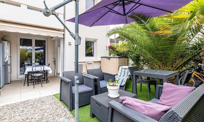 La Ciotat Apartment | Apartment in luxury residence with swimming pool