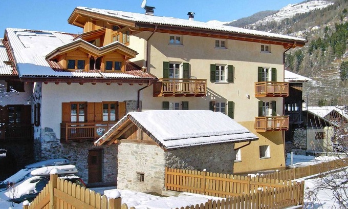Pellizzano Apartment | Apartment in Pellizzano with paid sauna