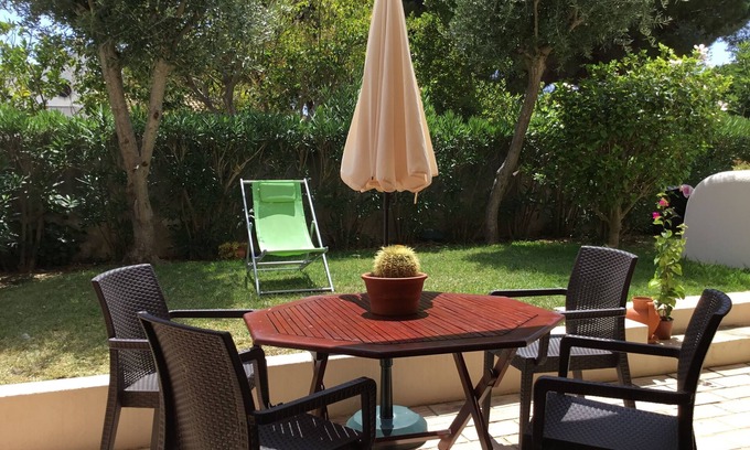 Alporchinhos Apartment | Apartment in resort 3* at 1mn to the beach - Algarve