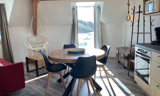 Sauzon Apartment | Apartment in Sauzon center, port view, near the beach, Wifi