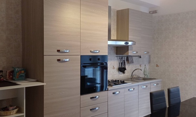 Bernalda Apartment | Apartment in the center suitable for families and groups of friends a few kilometers from the sea