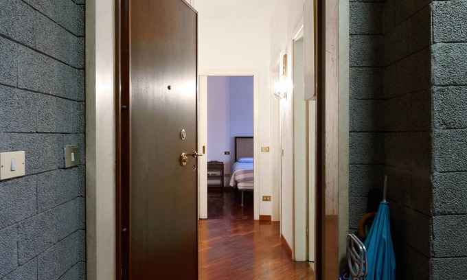 Abbadesse Apartment | Apartment in the center of the Milanese nightlife