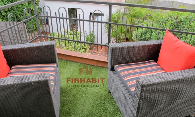 Arenys de Mar Apartment | Apartment in the center of Arenys de Mar, 5 min. walking from the beach.