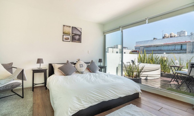Colonia Cuauhtemoc Apartment | Apartment in vibrant Reforma- Ciudad de México Jacuzzi, Terraces- WIFI