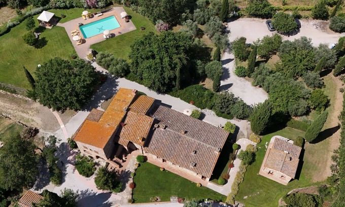 Gambassi Terme Villa | Apartment in villa with A/C, WIFI, pool, TV, terrace, panoramic view, close to San Gimignano