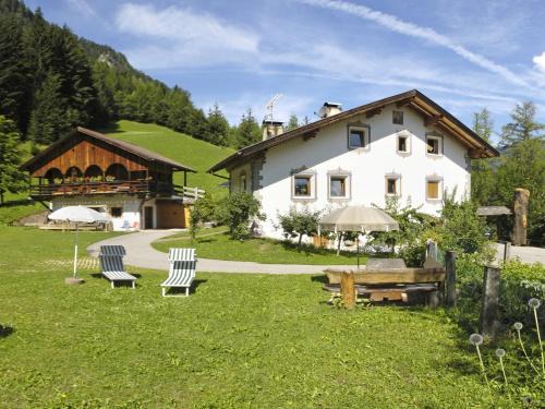 Castelrotto Apartment | Apartment Puciacia - Bauernhof