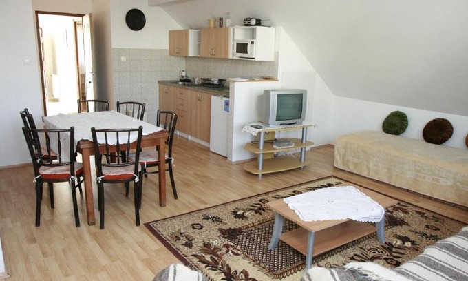 Sturovo House | Apartment Kata