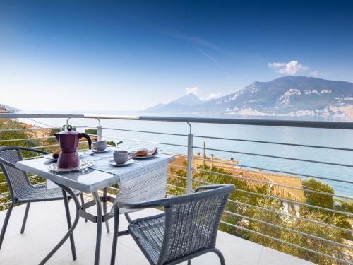 Magugnago Apartment | Apartment La Maison Blanche-2 by Interhome