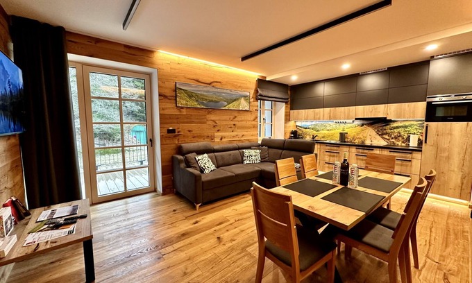 Pec pod Snezkou Apartment | Apartment Máj by Interhome