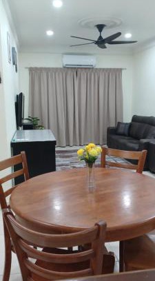 Seri Kembangan Apartment | Apartment near Mines Shopping Mall